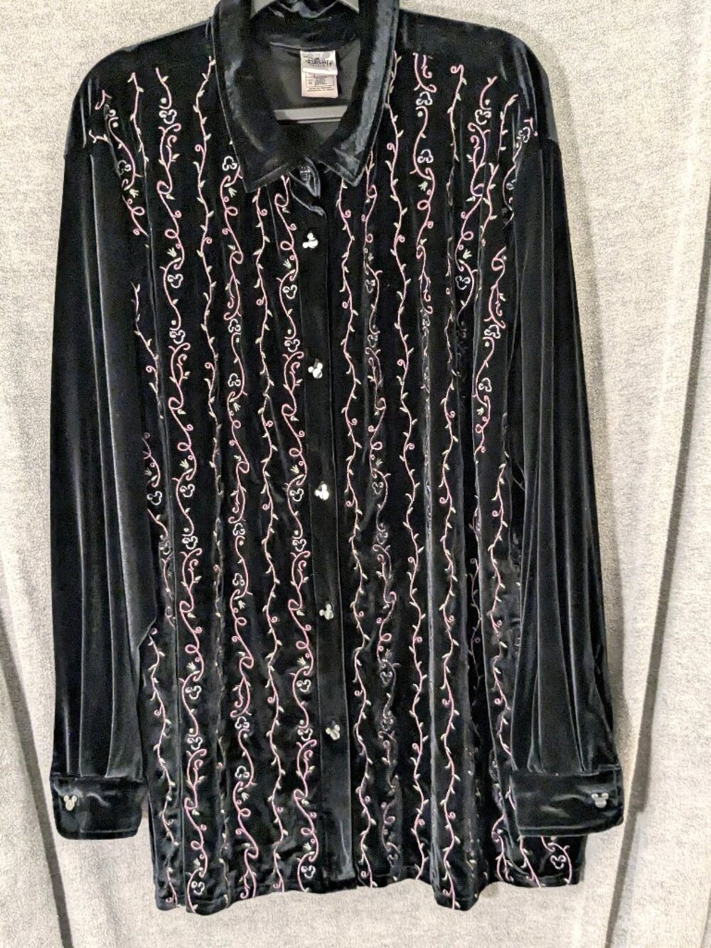 Never Worn Plus Size 3x Black Velvet Mickey Mouse Disney Blouse